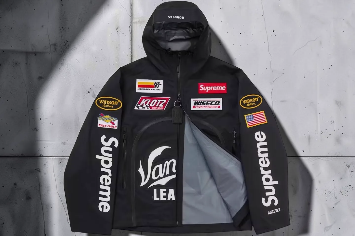 Supreme × Vanson Leathers — GORE-TEX Shell Jacket — vignette 2